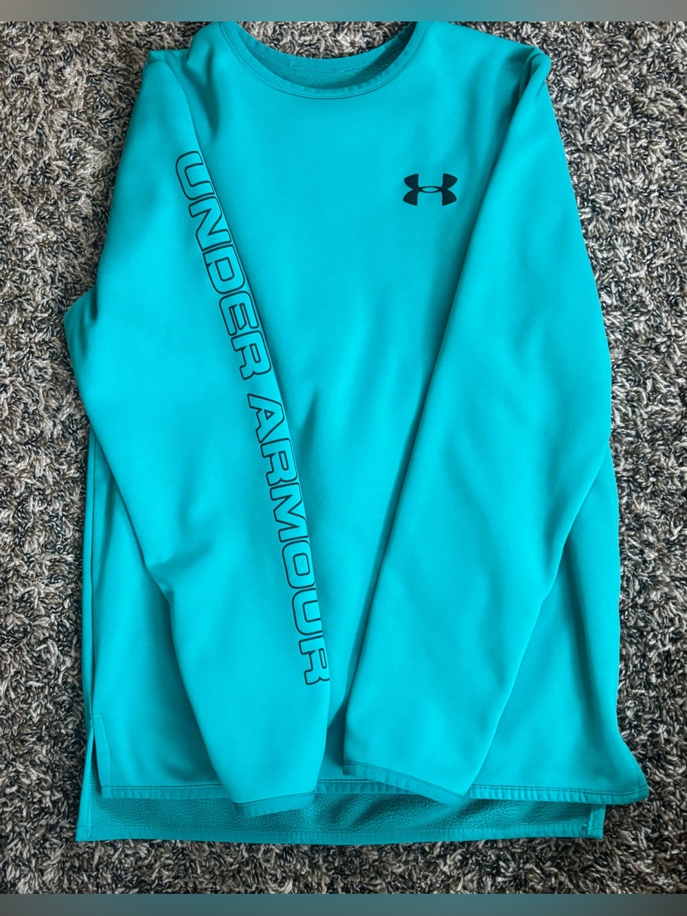 Under Armour Boys ( MED) Basketball Teal Crewneck Performance Sweatshirt